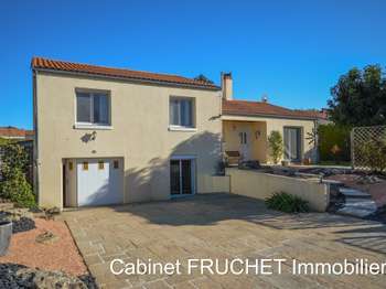 Vente maison 5 pièces Saint-Maurice-le-Girard 85