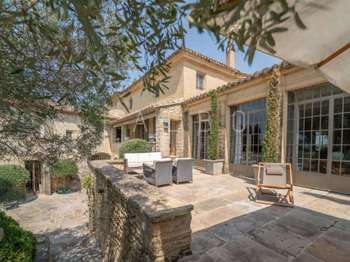 Vente maison 8 pièces Saint-Maximin 30