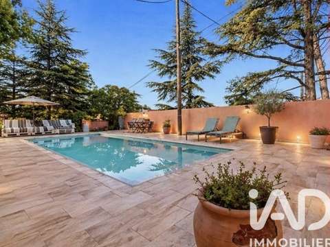 Vente maison 5 pièces Saint-Maximin-la-Sainte-Baume 83