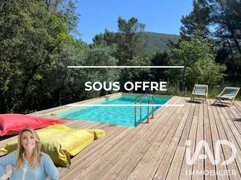 Vente maison 6 pièces Saint-Maximin-la-Sainte-Baume 83