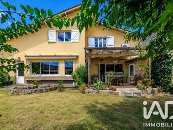 Vente Maison 6 chambresSaint-Médard-de-Guizières