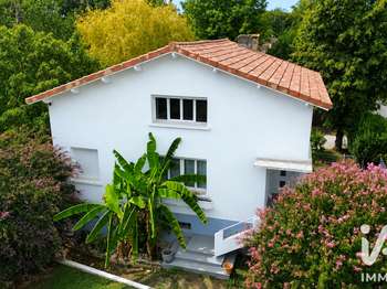 Vente maison 7 pièces Saint-Médard-de-Guizières 33