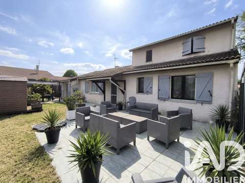 Vente maison 7 pièces Saint-Médard-en-Jalles 33
