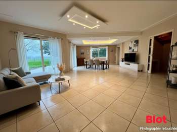 Vente Maison 5 chambresSaint-Méen-le-Grand