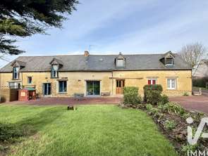 Vente Maison 7 chambresSaint-Méen-le-Grand