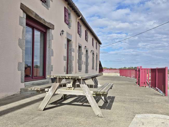 Maison 7 pièces 217 m² · à Saint-Mesmin · 217 m² · 370 000 €