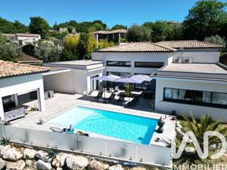 Vente maison 9 pièces