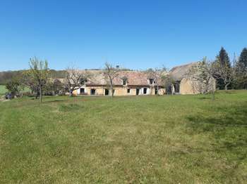 Vente maison 10 pièces Saint-Michel-de-Chavaignes 72