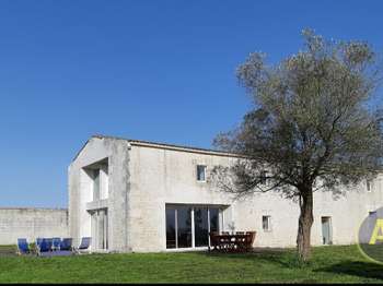 Vente maison 8 pièces Saint-Michel-en-l'Herm 85