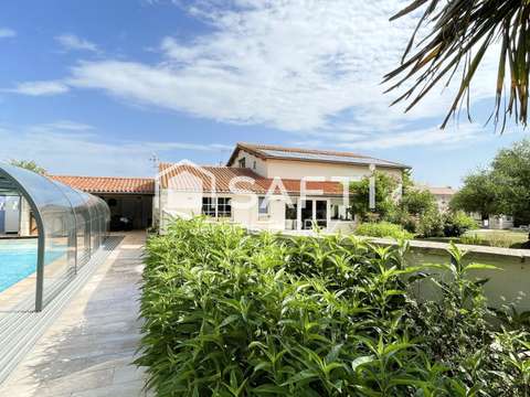 Vente maison 11 pièces Saint-Michel-en-l'Herm 85