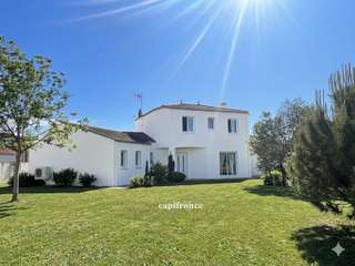 Vente maison 11 pièces