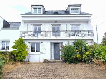 Maison 9 pièces 240 m² · à Saint-Nazaire · 240 m² · 441 000 €