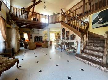 Vente maison 8 pièces