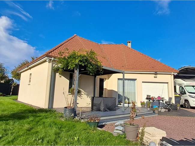 Maison 4 pièces 94 m² · à Saint-Nicolas-d'Aliermont · 94 m² · 263 000 €