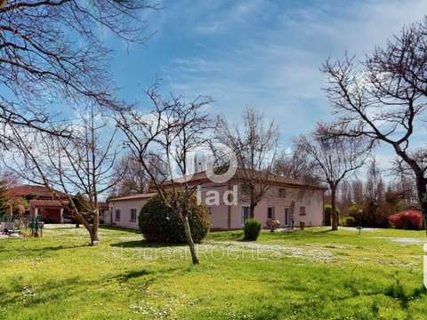Vente maison 12 pièces Saint-Nicolas-de-la-Grave 82