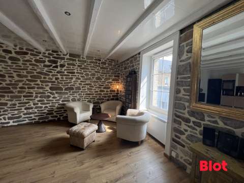 Vente maison 8 pièces