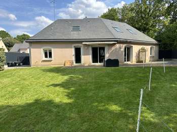 Vente maison 6 pièces Saint-Ouën-des-Toits 53