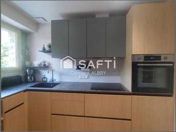 Maison 6 pièces 160 m² · à Saint-Ouën-des-Toits · 160 m² · 329 900 €