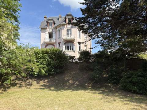 Vente maison 12 pièces Saint-Pair-sur-Mer 50