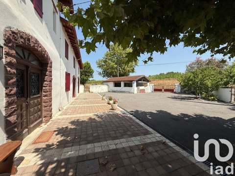 Vente maison 14 pièces Saint-Palais 64