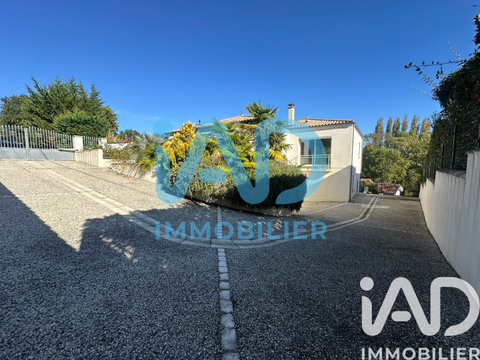 Vente maison 5 pièces Saint-Palais-sur-Mer 17
