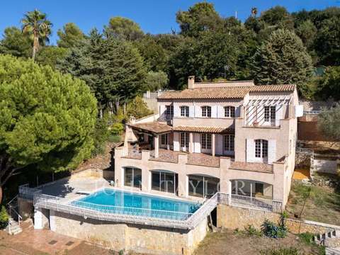 Vente maison 8 pièces Saint-Paul-de-Vence 06