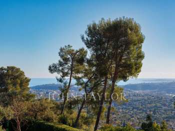 Vente maison 5 pièces Saint-Paul-de-Vence 06