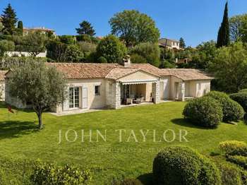 Vente maison 7 pièces Saint-Paul-de-Vence 06