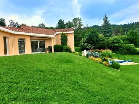 Vente maison 8 pièces Saint-Paul-en-Cornillon 42