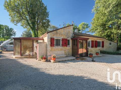 Vente maison 5 pièces Saint-Paul-en-Forêt 83