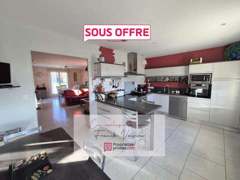 Vente maison 7 pièces Saint-Paul-en-Pareds 85