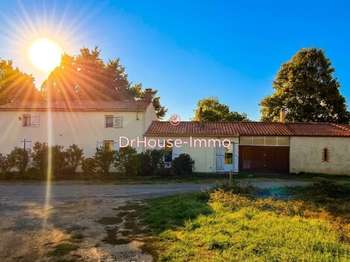 Vente maison 5 pièces Saint-Paul-Mont-Penit 85