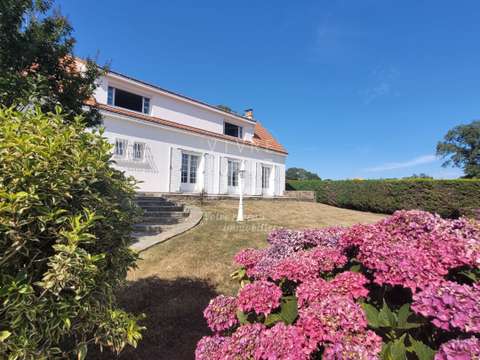 Vente maison 7 pièces Saint-Père-en-Retz 44