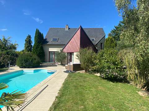 Vente maison 9 pièces Saint-Père-Marc-en-Poulet 35