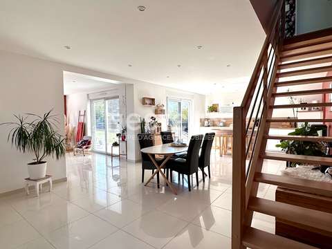 Vente maison 6 pièces Saint-Père-Marc-en-Poulet 35