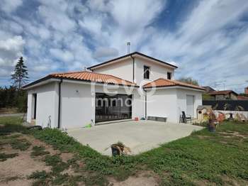 Vente maison 4 pièces Saint-Philbert-de-Grand-Lieu 44
