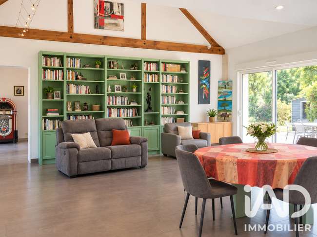 Maison 7 pièces 170 m² · à Saint-Philbert-du-Peuple · 170 m² · 255 000 €