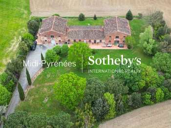 Vente Maison 7 chambresSaint-Pierre-de-Lages