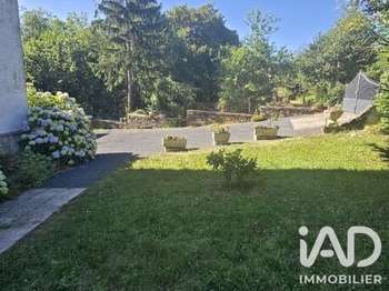 Maison 10 pièces 296 m² · à Saint-Pierre-de-Trivisy · 296 m² · 280 000 €