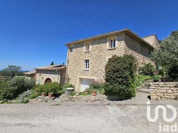 Vente Maison 8 chambresSaint-Pierre-de-Vassols