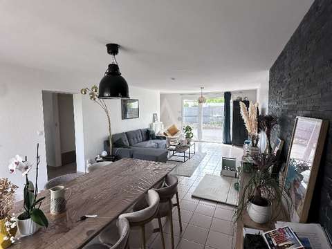 Vente maison 5 pièces Saint-Pierre-des-Échaubrognes 79