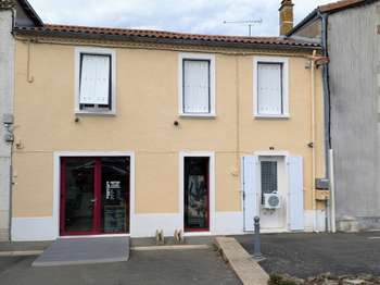 Vente maison 5 pièces Saint-Pierre-des-Échaubrognes 79
