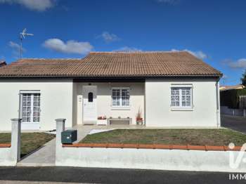 Vente maison 5 pièces Saint-Pierre-des-Échaubrognes 79