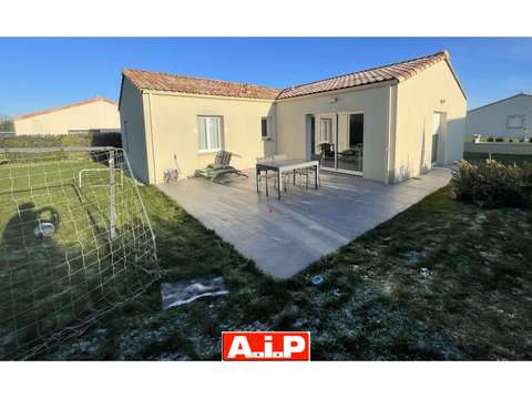 Vente maison 4 pièces Saint-Pierre-du-Chemin 85