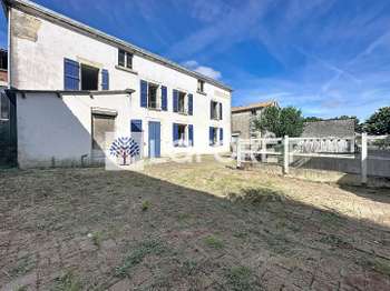 Vente maison 5 pièces Saint-Pierre-du-Chemin 85