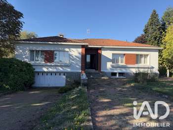 Vente maison 7 pièces Saint-Pierre-du-Chemin 85