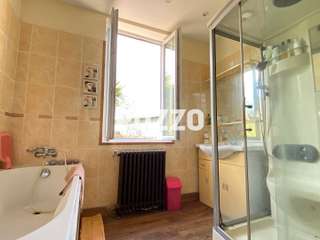 Vente maison 11 pièces