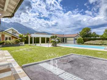 Vente maison 6 pièces Saint-Pierre-en-Faucigny 74