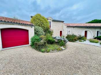 Vente Maison 6 chambresSaint-Pierre-le-Vieux