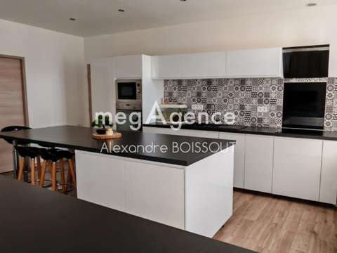 Vente maison 4 pièces Saint-Pierre-lès-Elbeuf 76